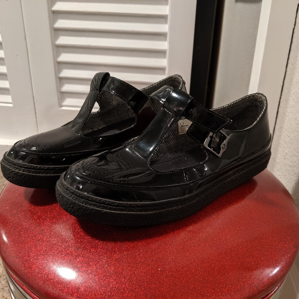 Fred Perry shoes
